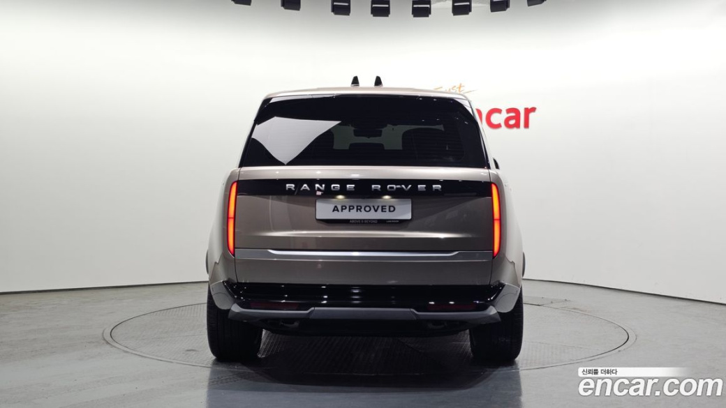 Land Rover Range Rover P530 Autobiography, 2024