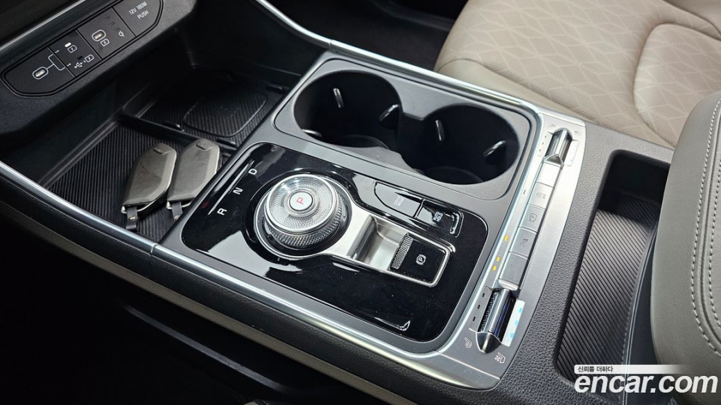 Kia Carnival 9-Seater Noblesse, 2025