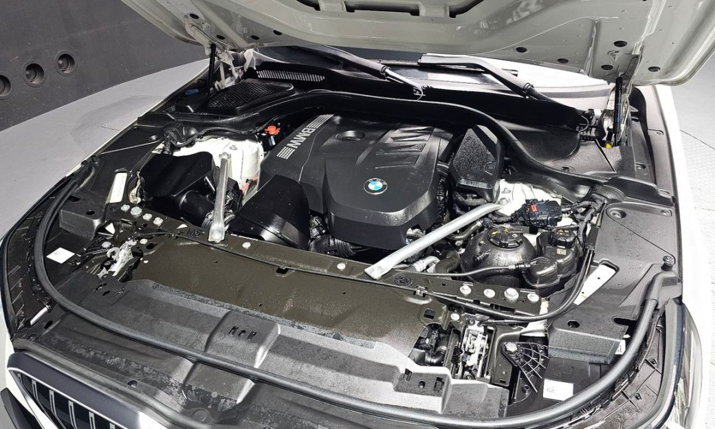 BMW 5-Series 520i M Sport, 2024