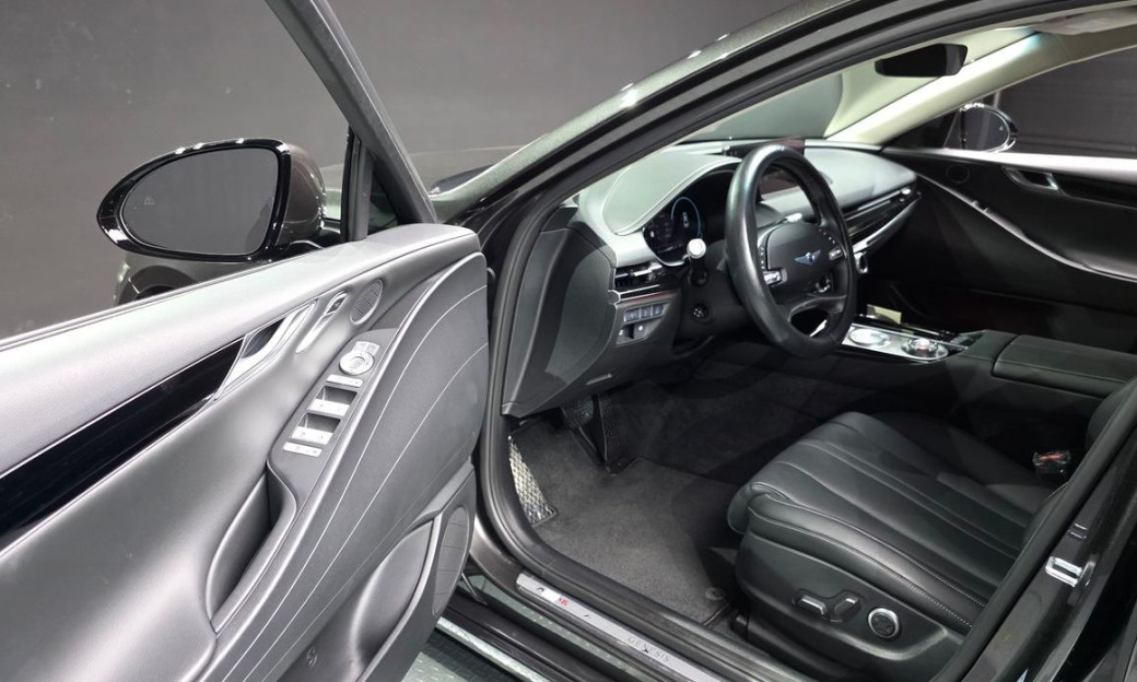 Genesis G80 Gasoline 2.5 Turbo AWD, 2022