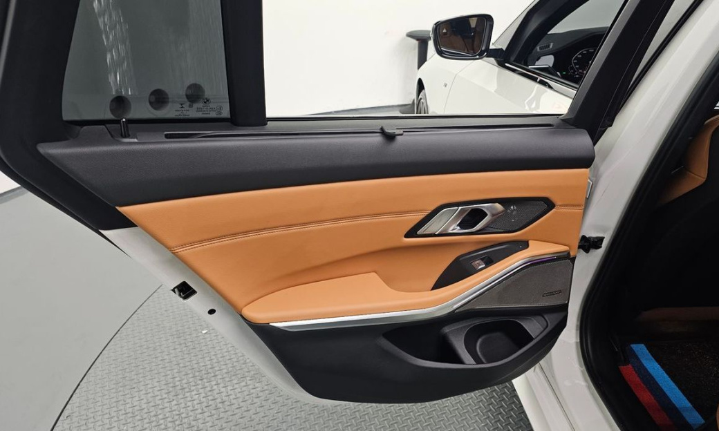 BMW 3-Series M340i xDrive Touring Performance, 2022
