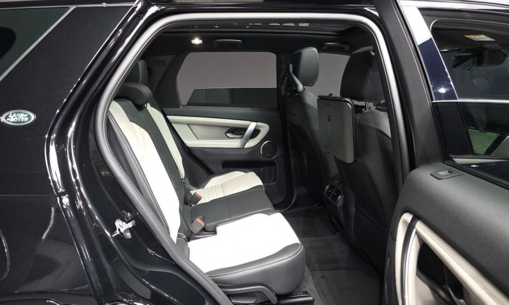 Land Rover Discovery Sport P250 Dynamic SE, 2025