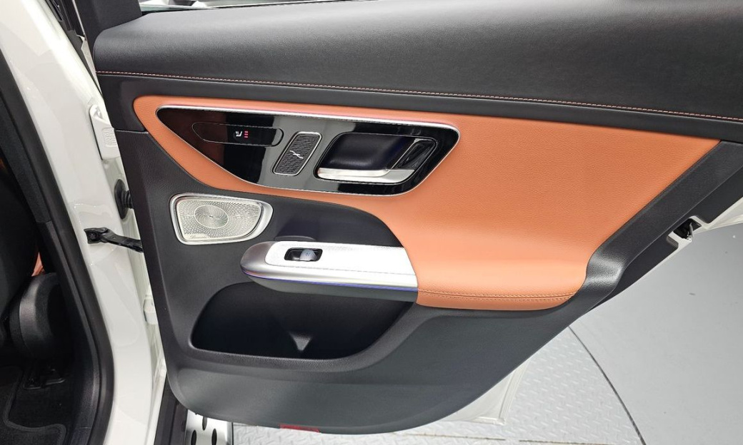 Mercedes-Benz GLC-Class GLC300 4MATIC Avnatgarde Coupe, 2025