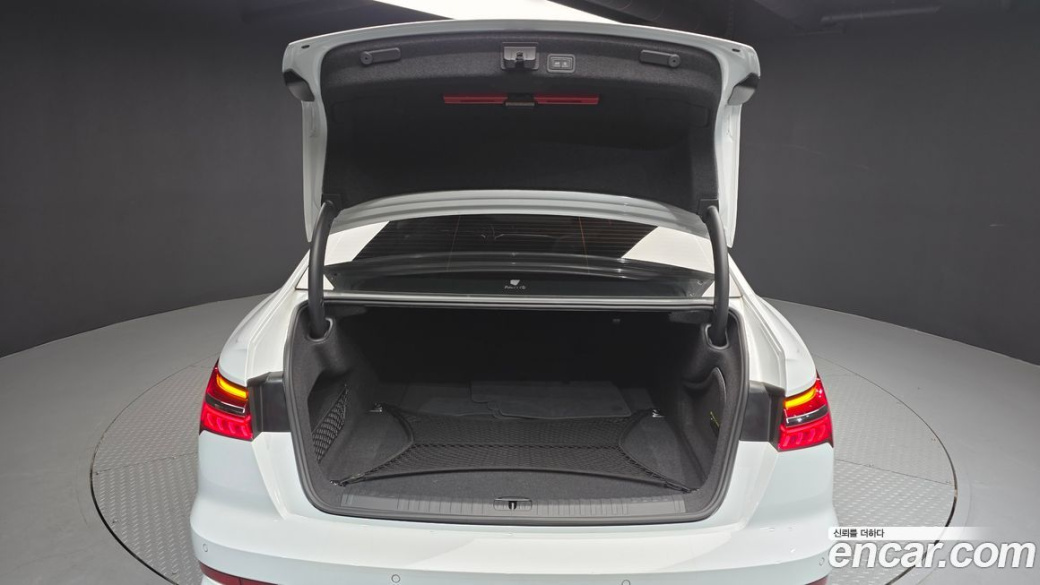 Audi A6 40 TDI Premium, 2022