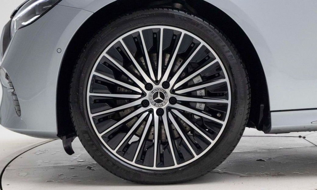 Mercedes-Benz E-Class E450 4MATIC Exclusive, 2024