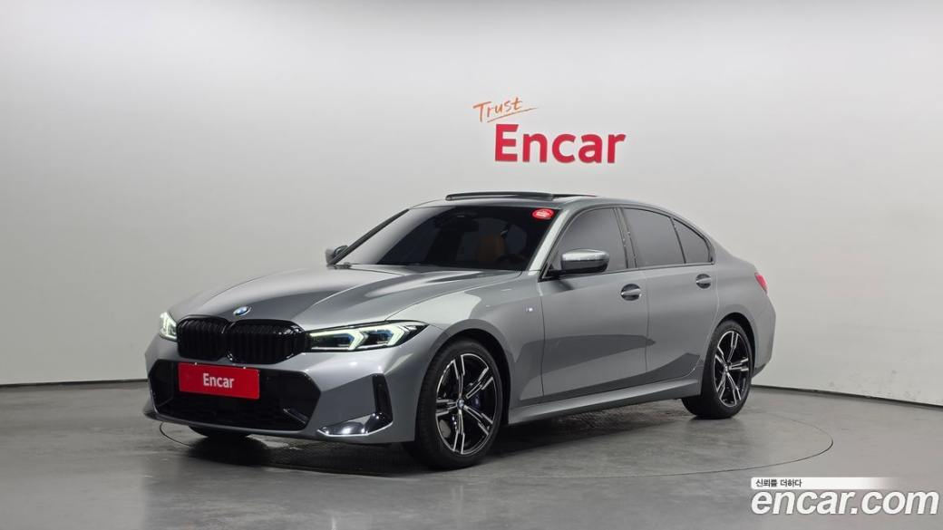 BMW 3-Series 320i M Sport, 2024