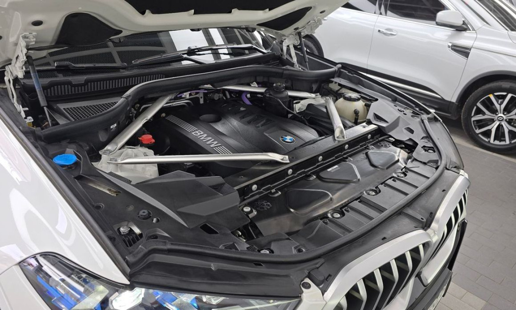BMW X6 xDrive40i M Sport, 2024