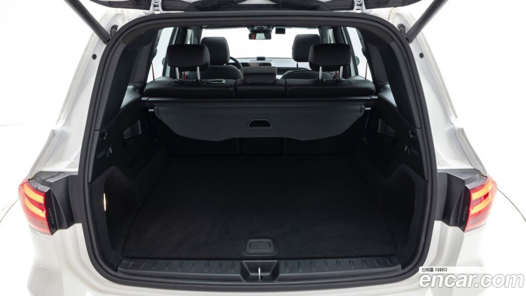 Mercedes-Benz GLB-Class AMG GLB35 4MATIC, 2025