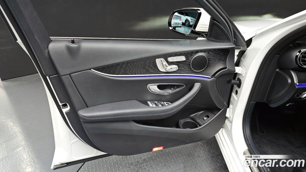 Mercedes-Benz E-Class E250 Avantgarde, 2023