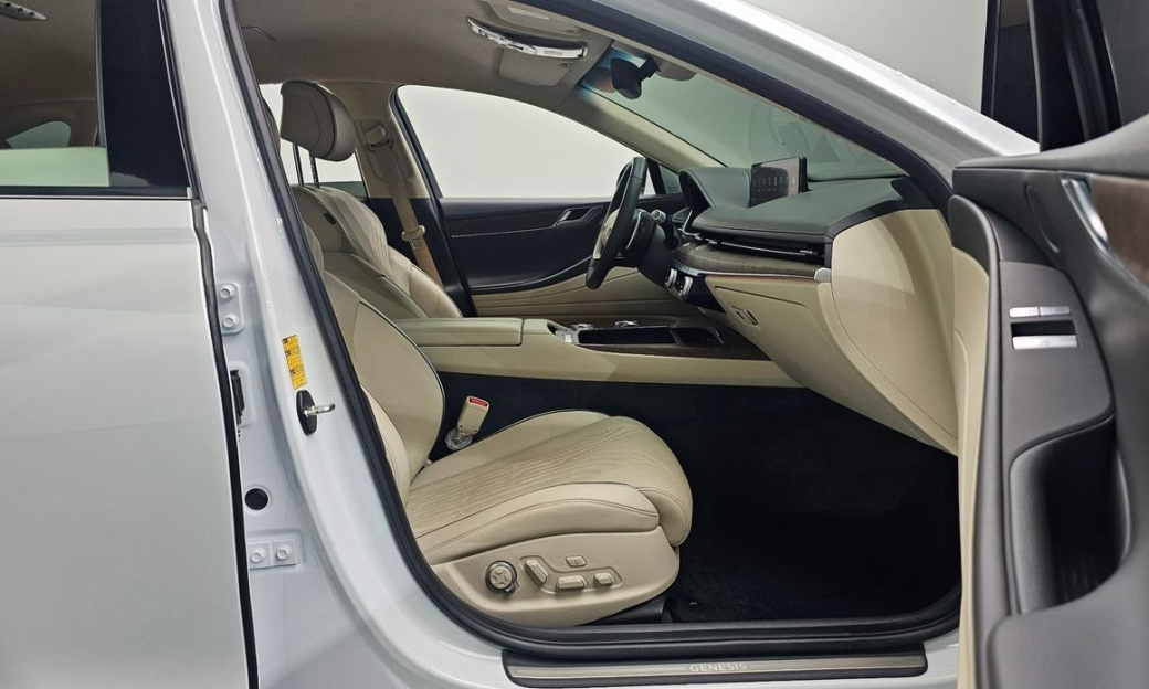 Genesis G80 Gasoline 2.5 Turbo AWD, 2024