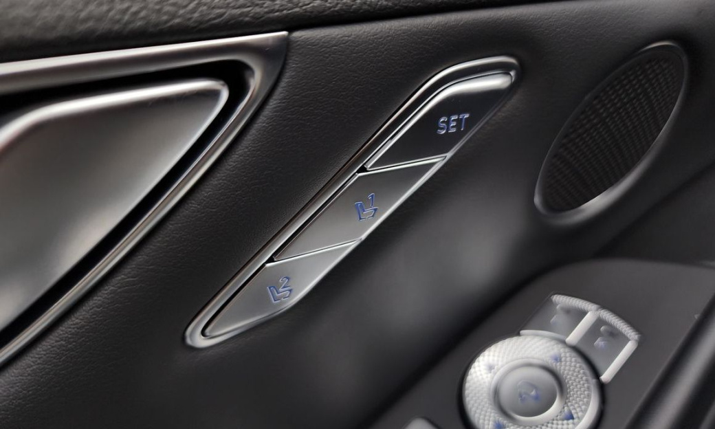 Genesis G80 Gasoline 2.5 Turbo AWD, 2025