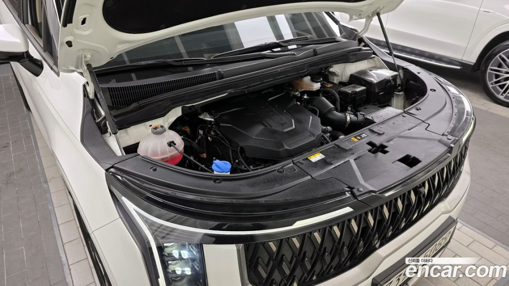 Kia Carnival 7-Seater Signature, 2025