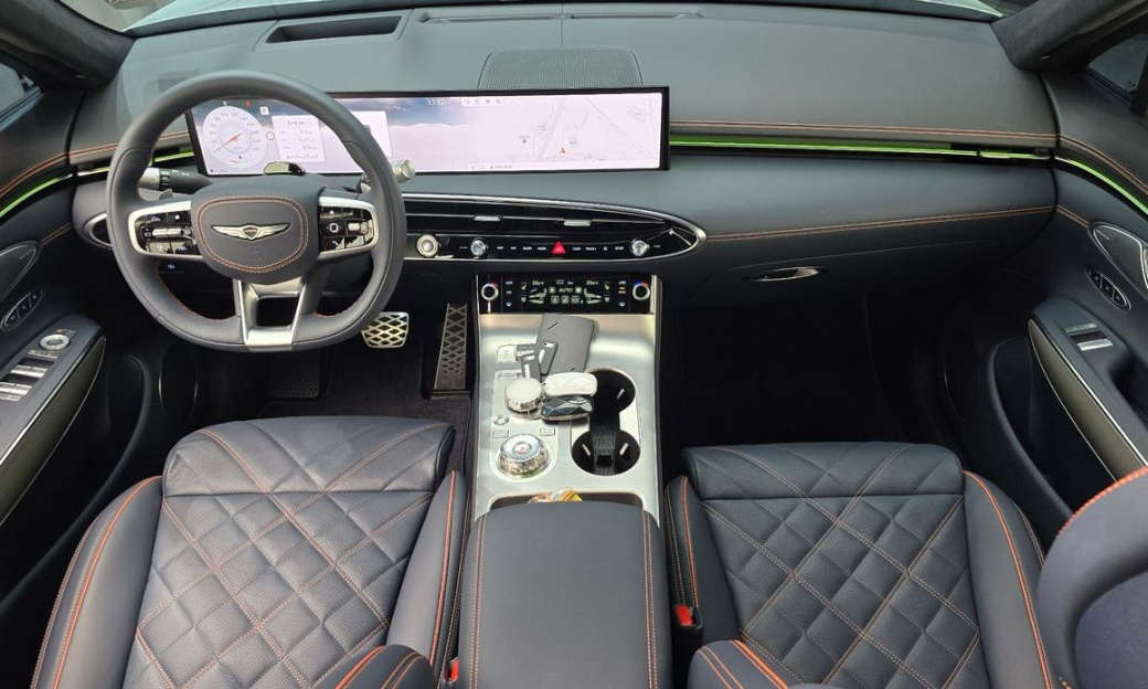 Genesis GV70 2.5T Gasoline 2WD, 2026