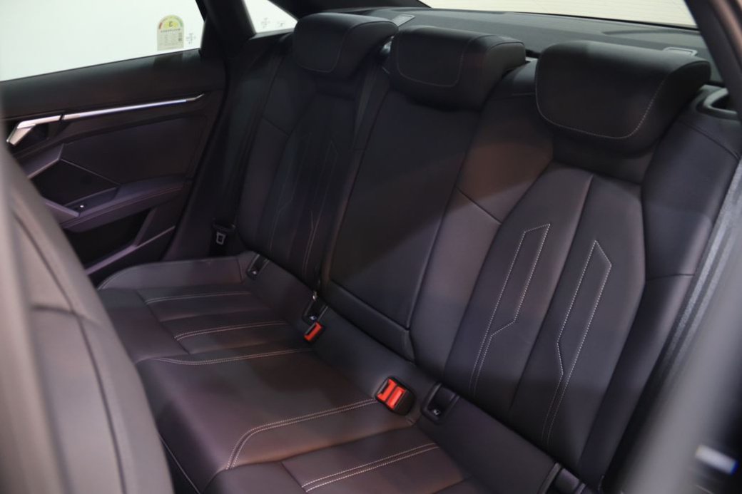 Audi A3 40 TFSI Premium, 2025