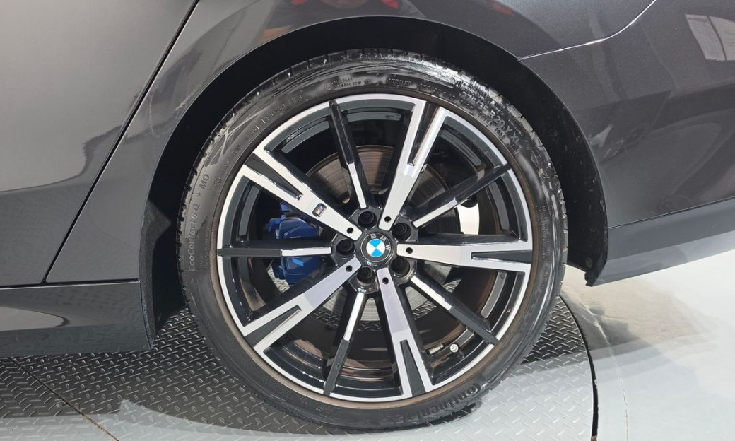 BMW 5-Series 530i xDrive M Sport, 2024