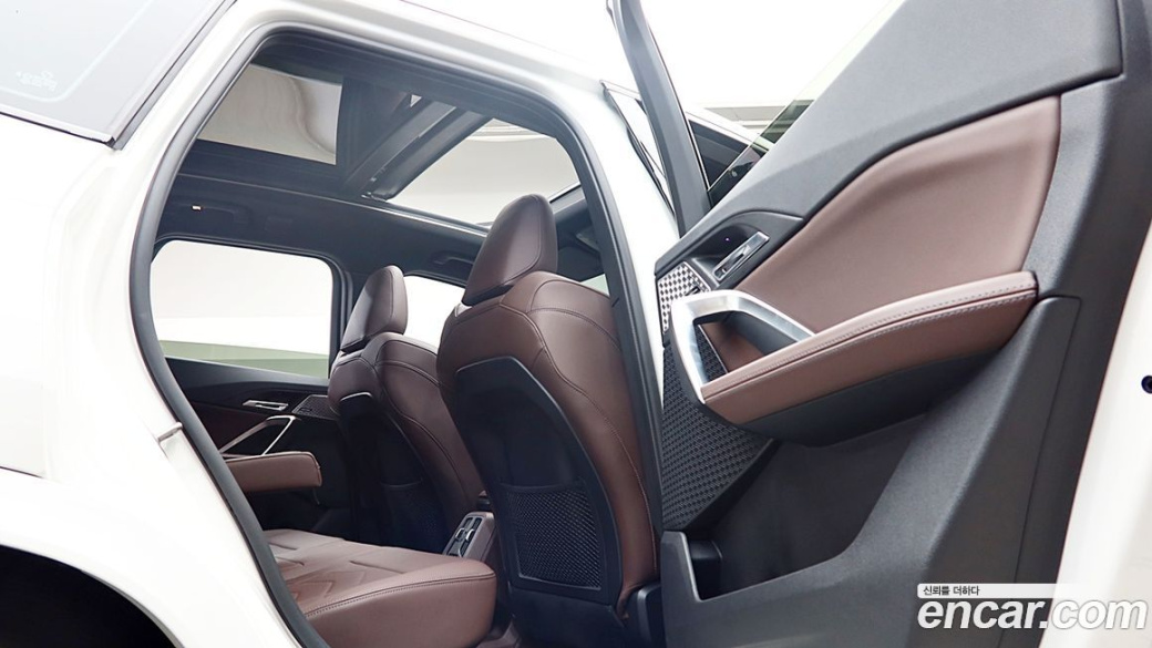 BMW X1 xDrive 20i M Sport, 2024