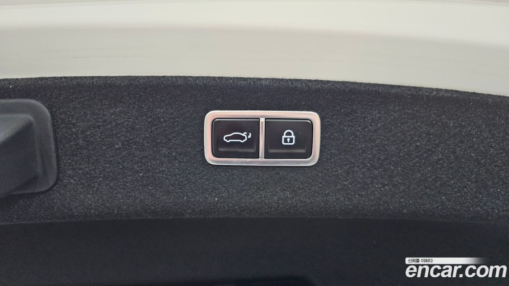 Genesis G80 Gasoline 2.5 Turbo AWD, 2025