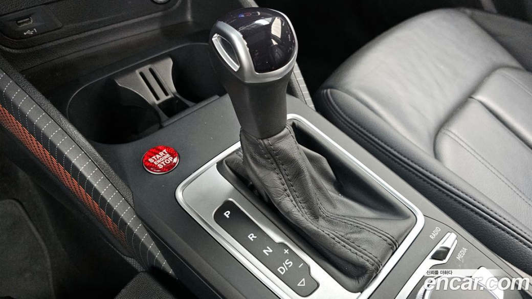 Audi Q2 35 TDI, 2023