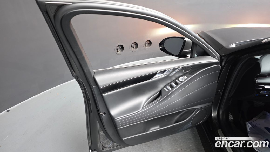 Genesis G80 Gasoline 2.5 Turbo AWD, 2025
