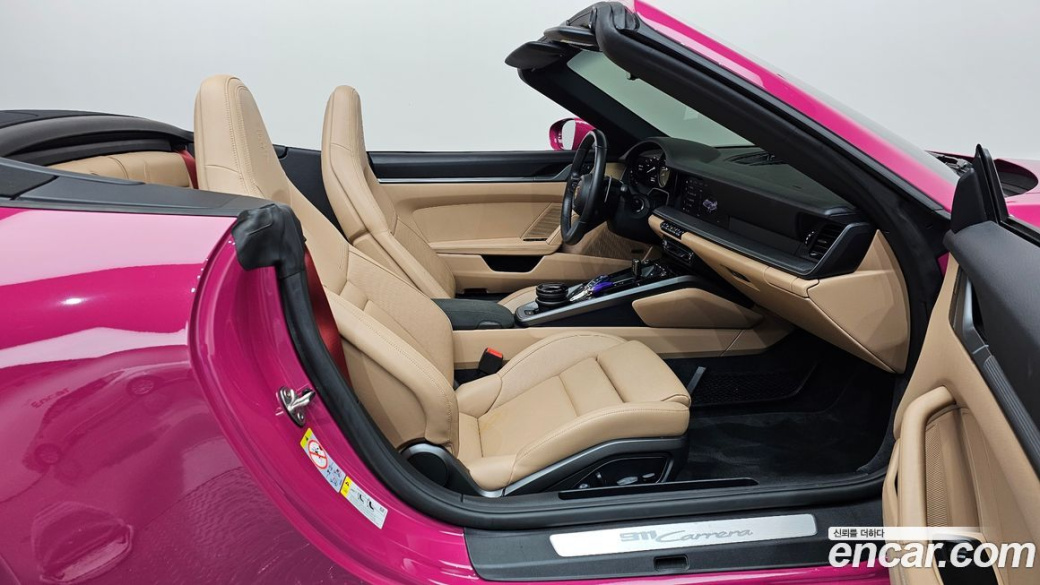 Porsche 911 Carrera Cabriolet, 2024