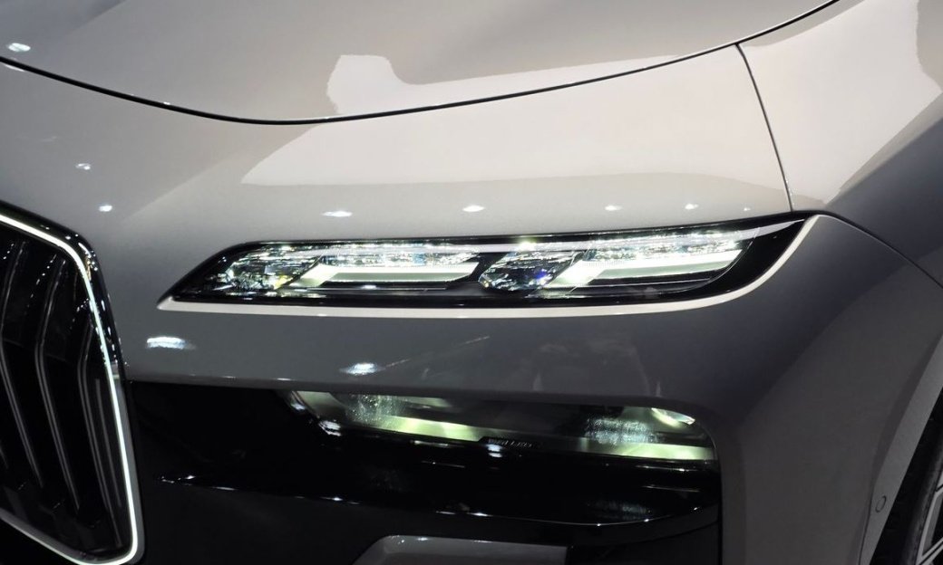 BMW 7-Series 740i xDrive M Sport Limited, 2025