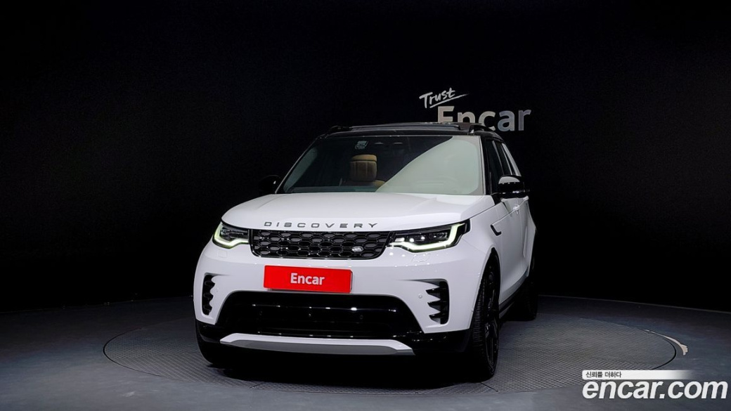 Land Rover Discovery P360 Dynamic HSE, 2024