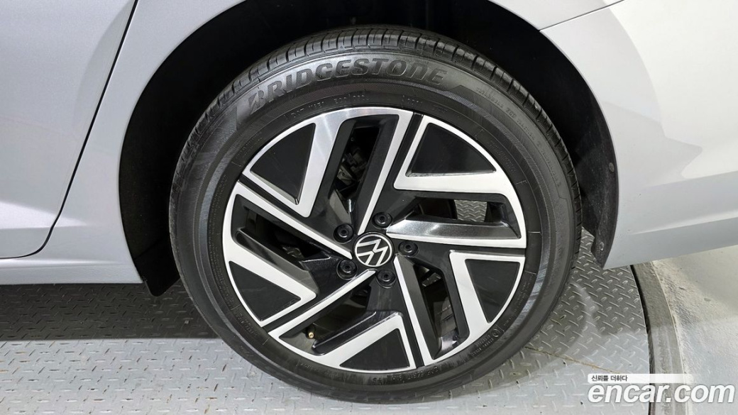 Volkswagen Jetta 1.5 TSI Prestige, 2023