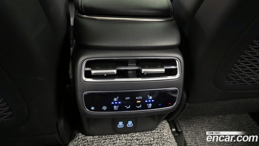 Genesis GV70 2.5T Gasoline AWD, 2025