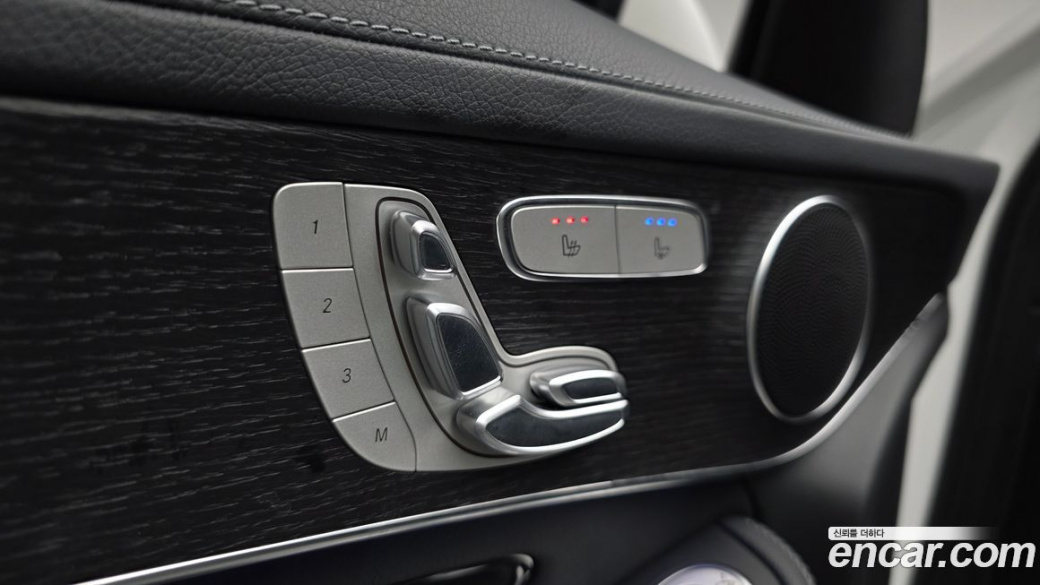 Mercedes-Benz GLC-Class GCL300 4MATIC Coupe, 2023
