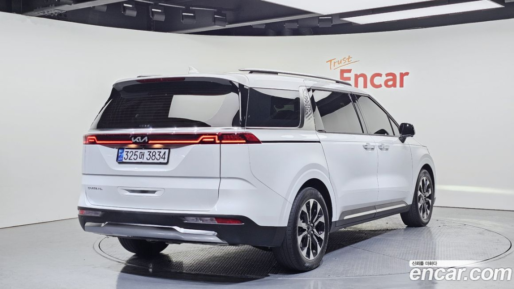 Kia Carnival 9-Seater Signature, 2023