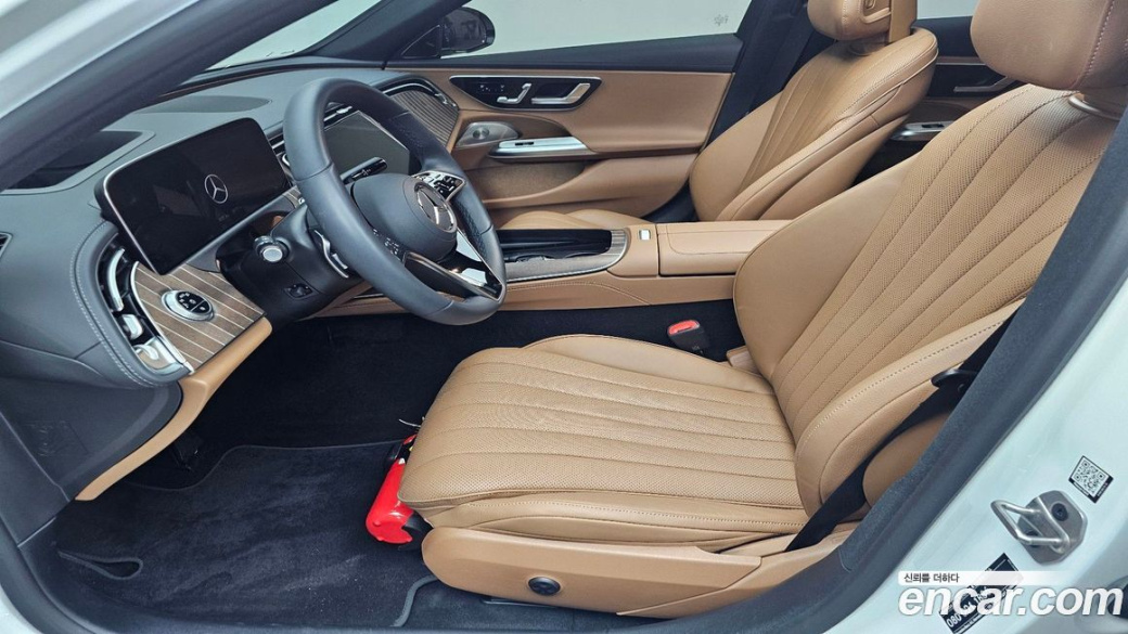 Mercedes-Benz E-Class E450 4MATIC, 2025
