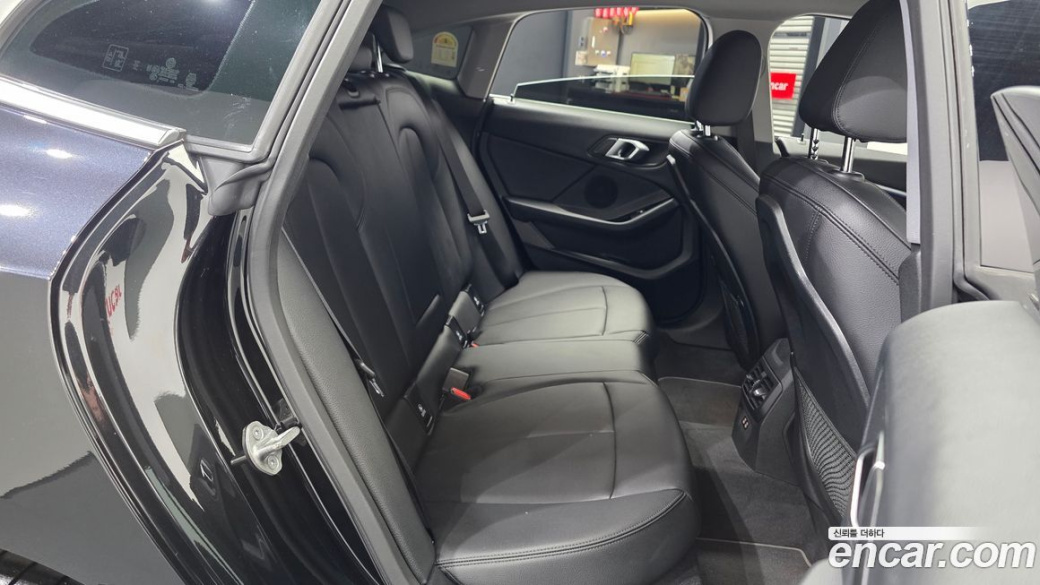 BMW 2-Series 220i Sport, 2024