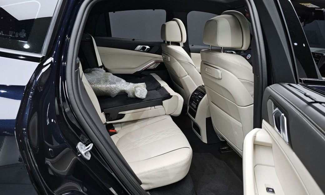BMW X6 xDrive40i M Sport, 2025