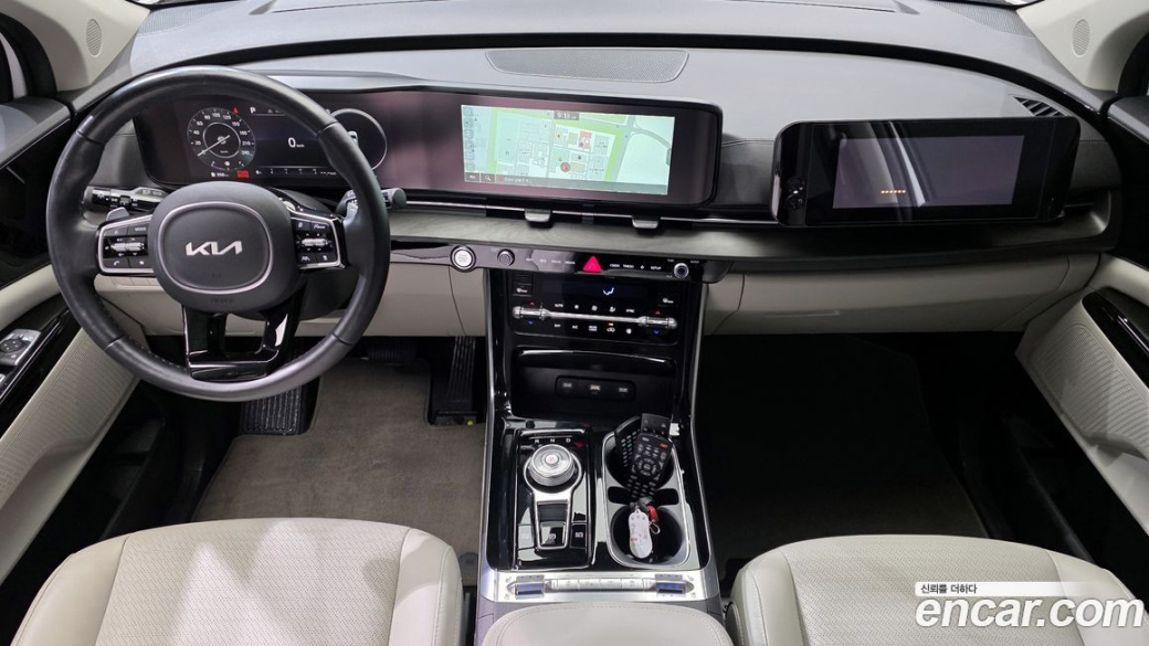 Kia Carnival 9-Seater Noblesse, 2022