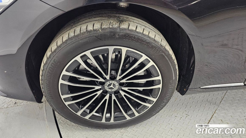 Mercedes-Benz S-Class S350 d 4MATIC, 2025