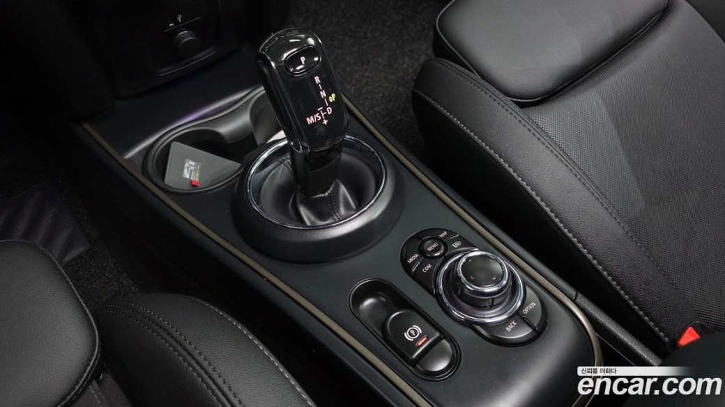 Mini Countryman Classic, 2024