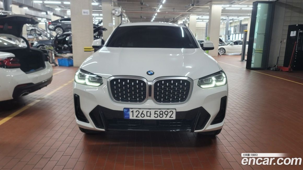 BMW X4 xDrive20i M Sport, 2023