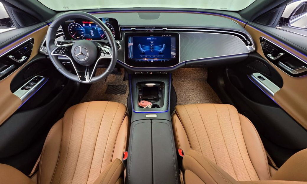 Mercedes-Benz E-Class E200 Avantgarde, 2025
