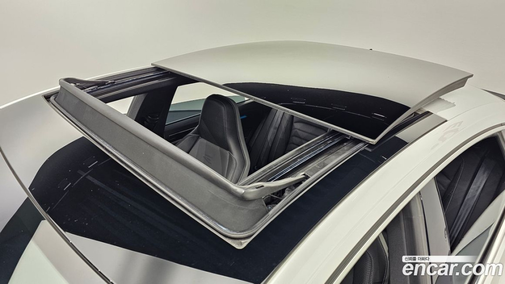 Volkswagen Arteon 2.0 TDI R-LIINE 4Motion, 2022