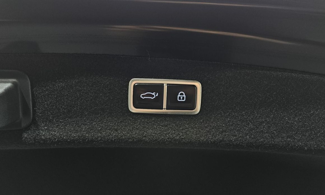 Genesis G80 Gasoline 2.5 Turbo AWD, 2024