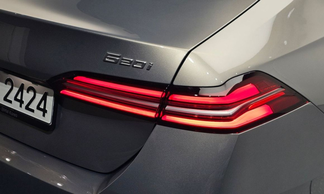BMW 5-Series 520i M Sport, 2026