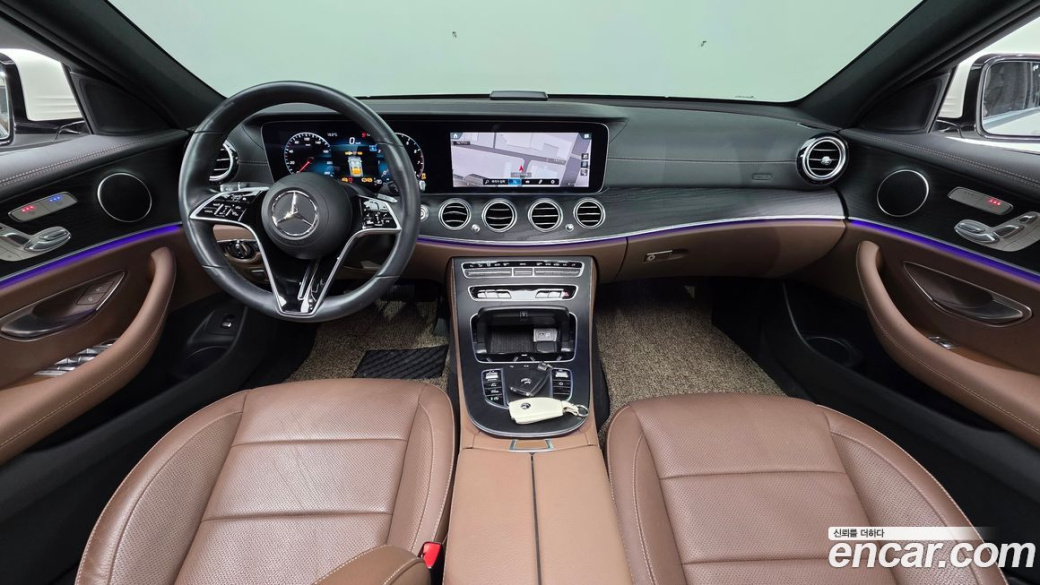 Mercedes-Benz E-Class E250 AMG Line, 2023