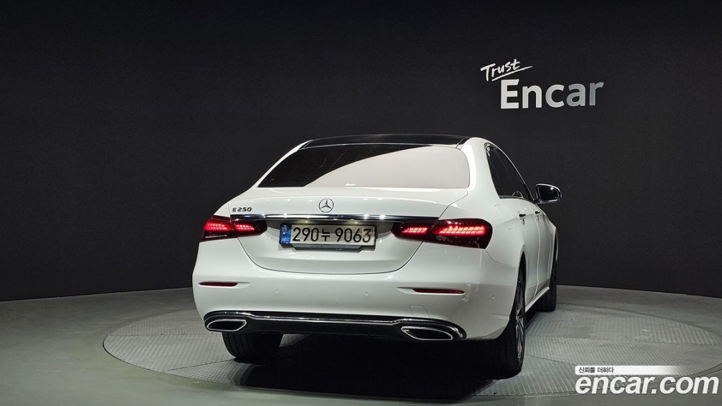 Mercedes-Benz E-Class E250 Avantgarde, 2022