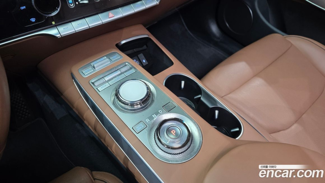 Genesis GV70 2.5T Gasoline 2WD, 2021
