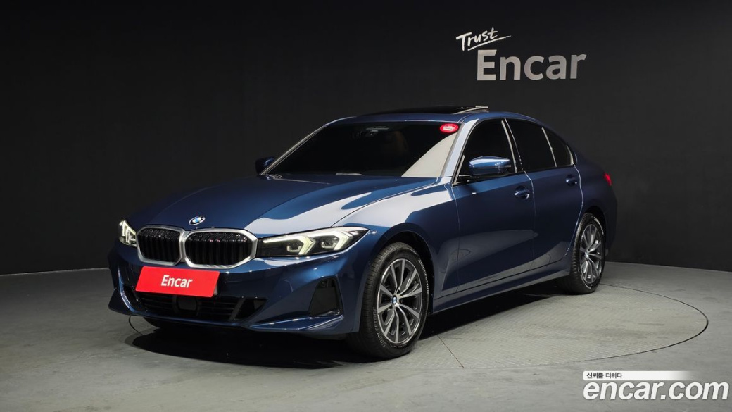 BMW 3-Series 320i, 2024