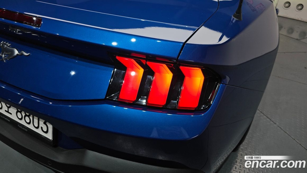 Ford Mustang 2.3 Ecoboost Premium Convertible, 2024