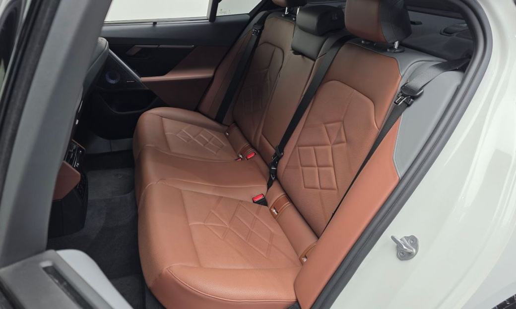 BMW 5-Series 530i xDrive M Sport, 2024
