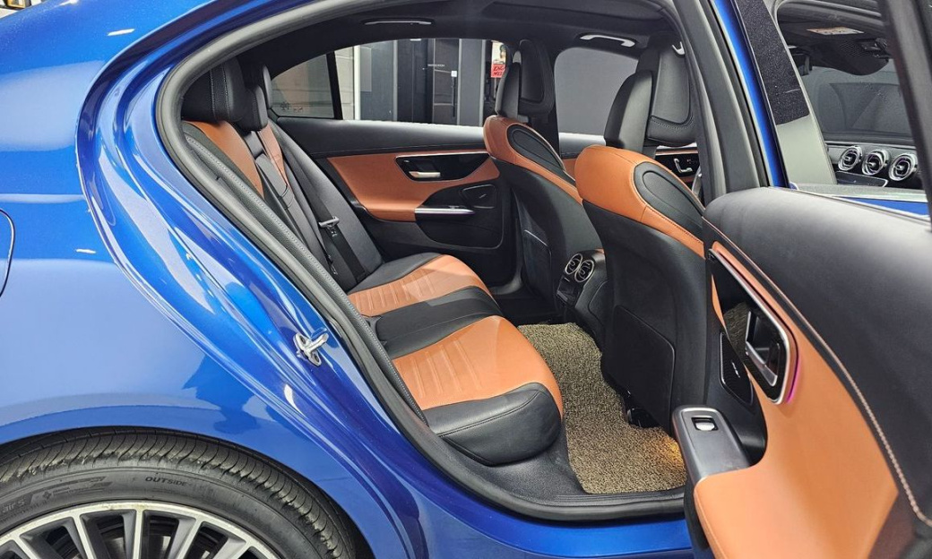 Mercedes-Benz C-Class C300 AMG Line, 2022