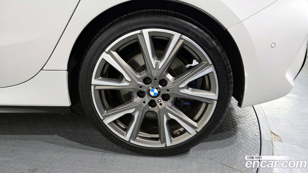 BMW 1-Series M135i xDrive, 2022