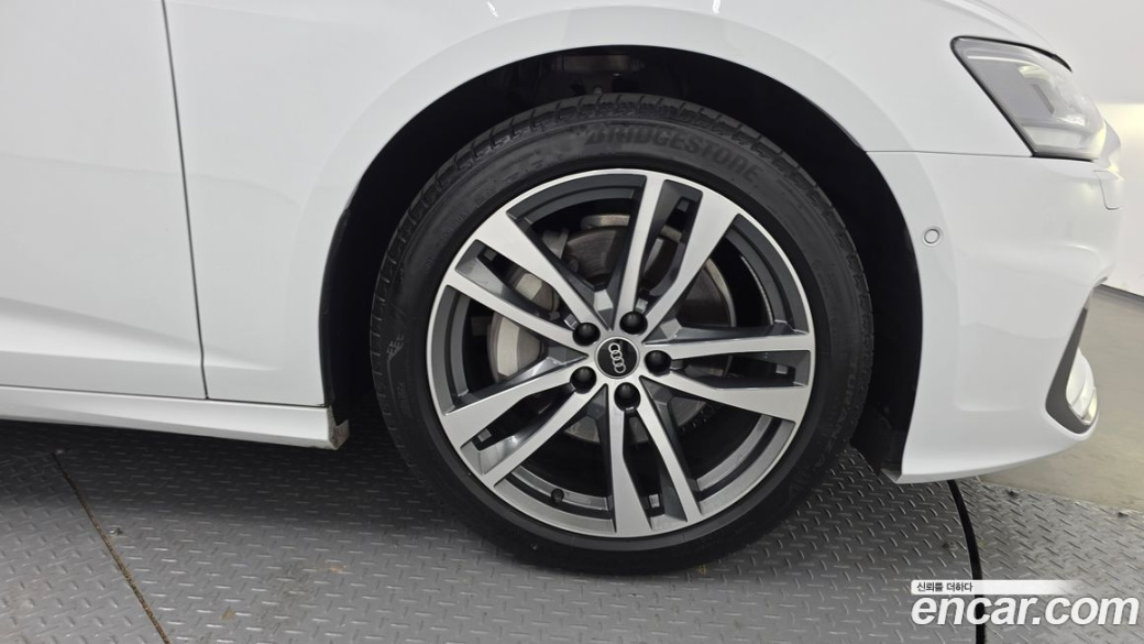 Audi A6 45 TFSI Premium, 2023